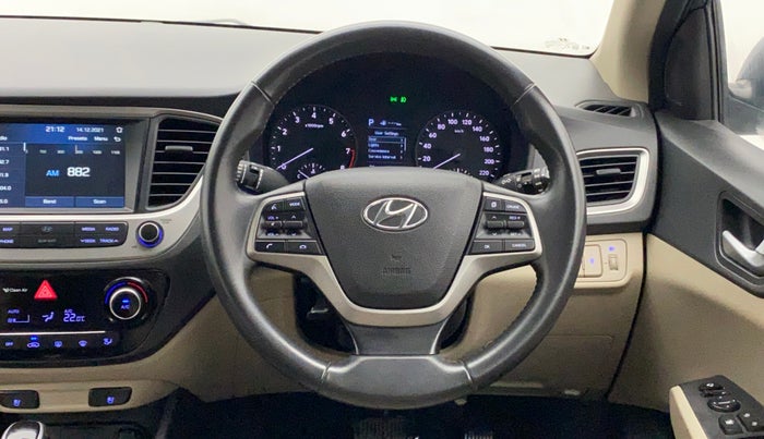 2017 Hyundai Verna 1.6 SX VTVT AT (O), Petrol, Automatic, 29,635 km, Steering Wheel
