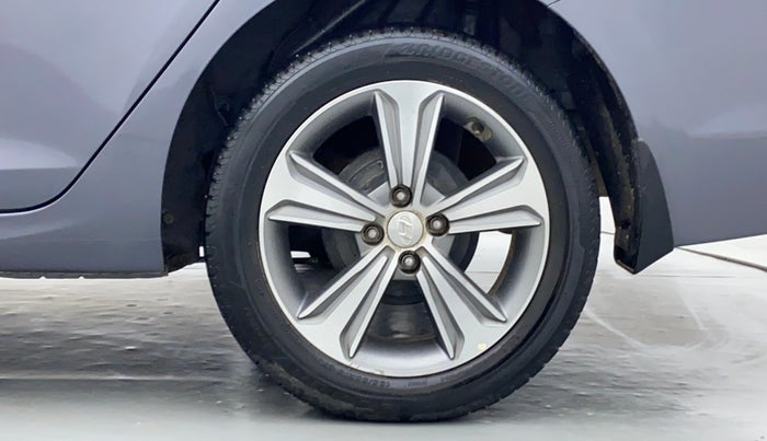 2017 Hyundai Verna 1.6 SX VTVT AT (O), Petrol, Automatic, 29,635 km, Left Rear Wheel