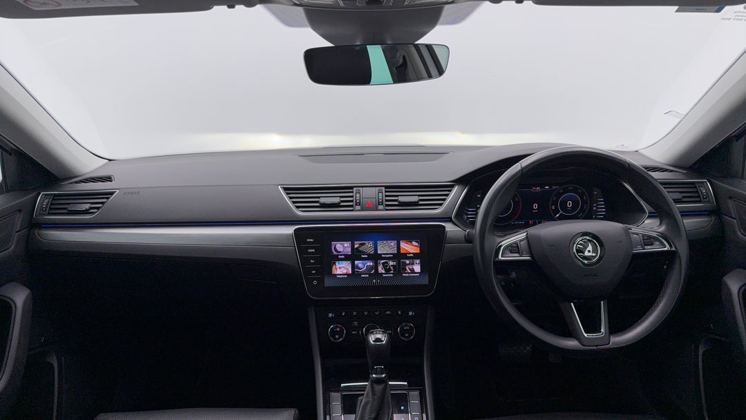 2018 SKODA Superb 162 Tsi, Automatic, 104075 km, Dashboard View