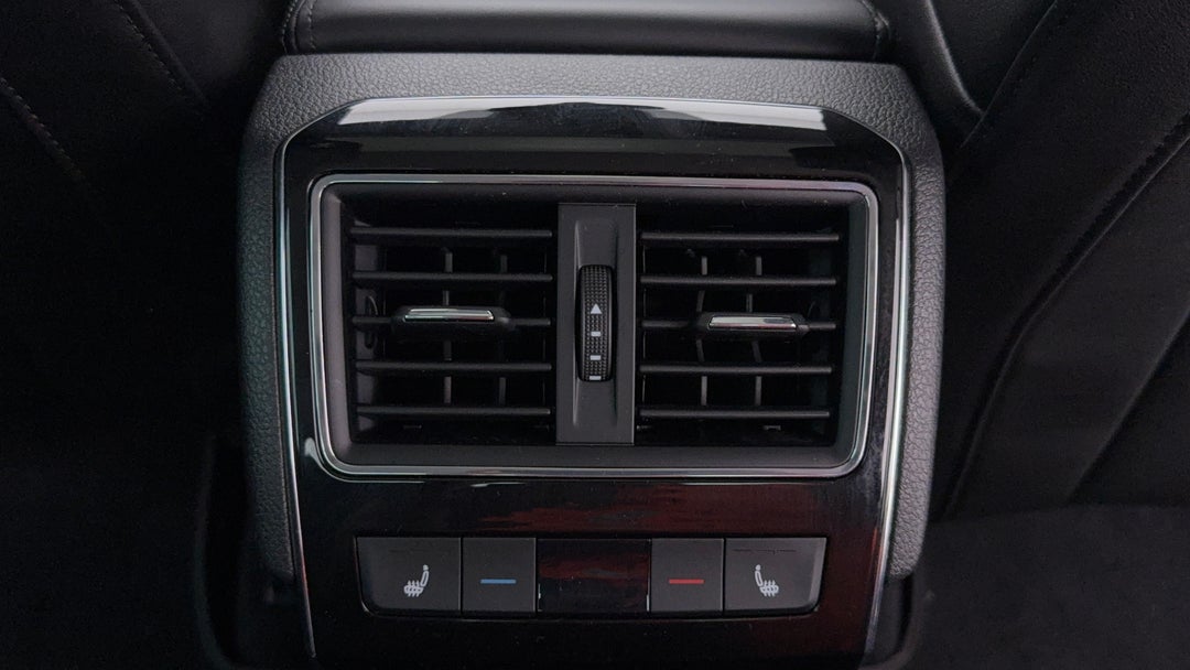 2018 SKODA Superb 162 Tsi, Automatic, 104075 km, Rear A/C Vent