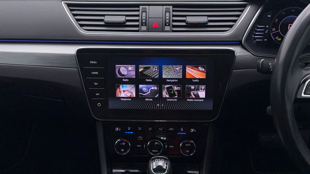 2018 SKODA Superb 162 Tsi, Automatic, 104075 km, Center Console