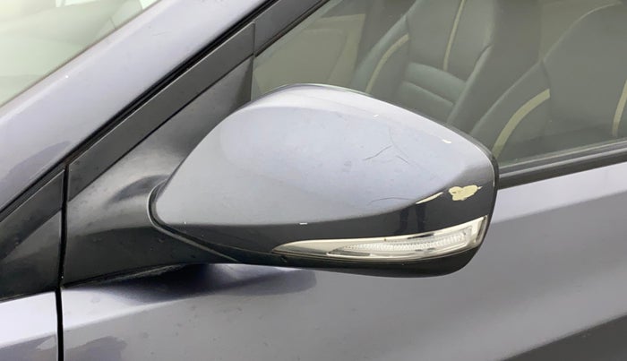 2014 Hyundai Verna FLUIDIC 1.6 VTVT SX, Petrol, Manual, 69,505 km, Left rear-view mirror - Minor scratches