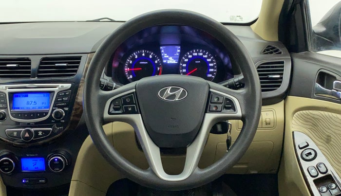 2014 Hyundai Verna FLUIDIC 1.6 VTVT SX, Petrol, Manual, 69,505 km, Steering Wheel Close Up
