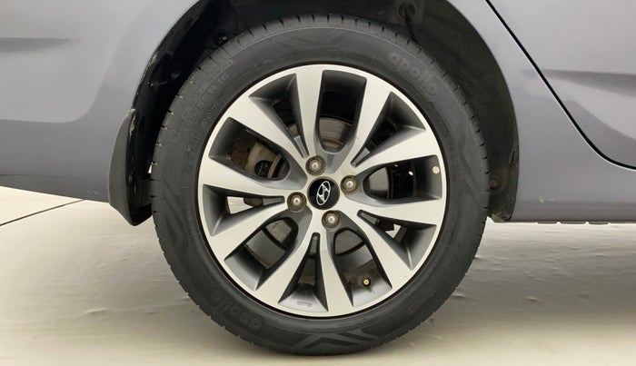 2014 Hyundai Verna FLUIDIC 1.6 VTVT SX, Petrol, Manual, 69,505 km, Right Rear Wheel