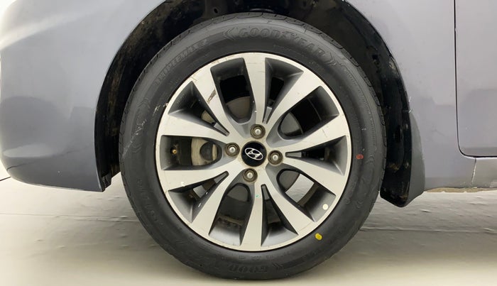 2014 Hyundai Verna FLUIDIC 1.6 VTVT SX, Petrol, Manual, 69,505 km, Left Front Wheel