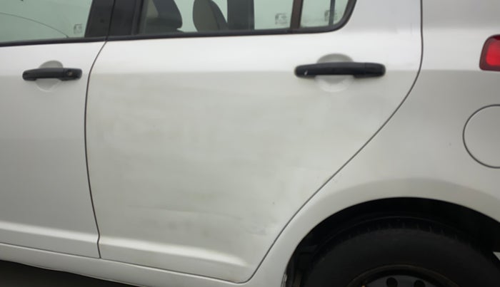 2011 Maruti Swift VXI, Petrol, Manual, 1,32,749 km, Rear left door - Paint has faded