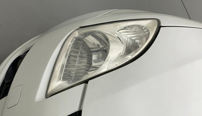 2011 Maruti Swift VXI, Petrol, Manual, 1,32,749 km, Right headlight - Faded