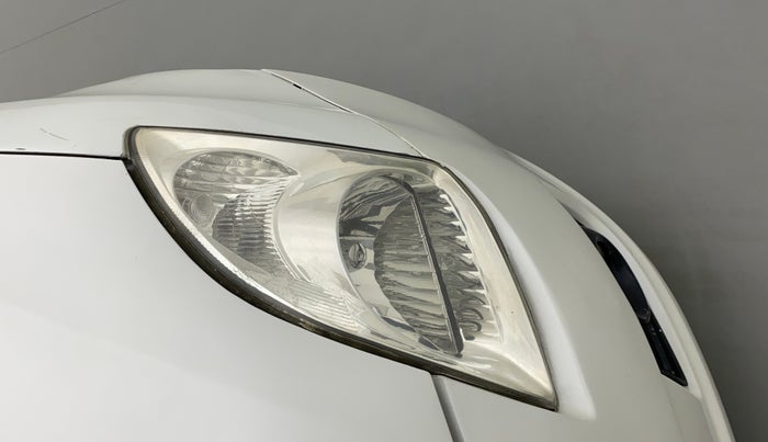 2011 Maruti Swift VXI, Petrol, Manual, 1,32,749 km, Left headlight - Faded