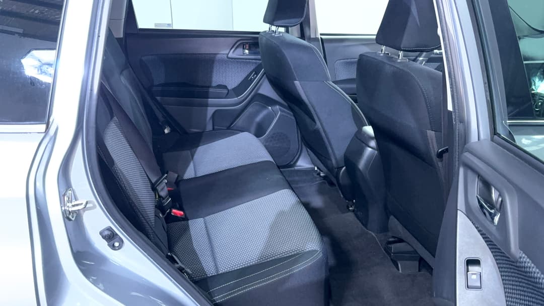 2018 Subaru Forester 2.5i-l, Automatic, 67410 km, Right Side Rear Door Cabin View