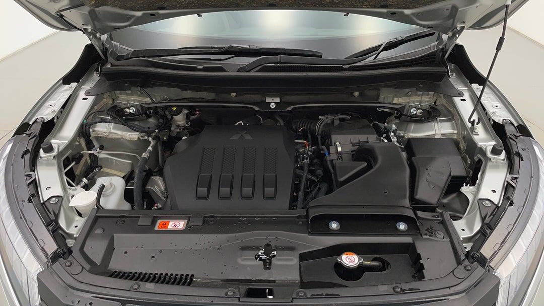 Open Bonnet (Engine)