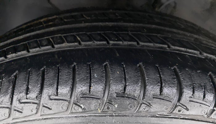 2019 Hyundai Elite i20 1.2 SPORTS PLUS VTVT, Petrol, Manual, 21,663 km, Left Front Tyre Tread