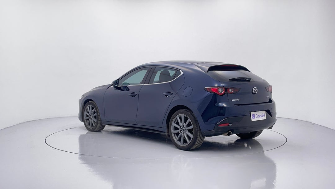 Left Back Diagonal (45- Degree) View