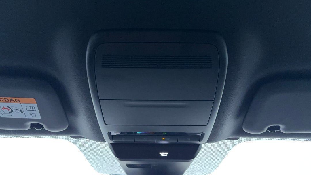 On-Roof Controls/Sunglass holder