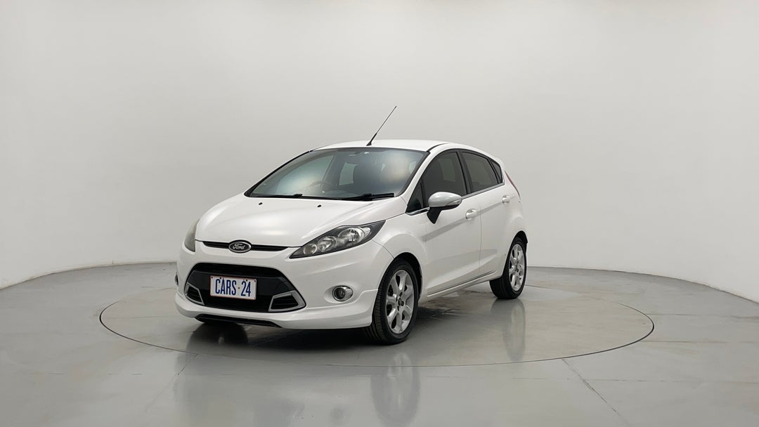 Left Front Diagonal (45- Degree) View