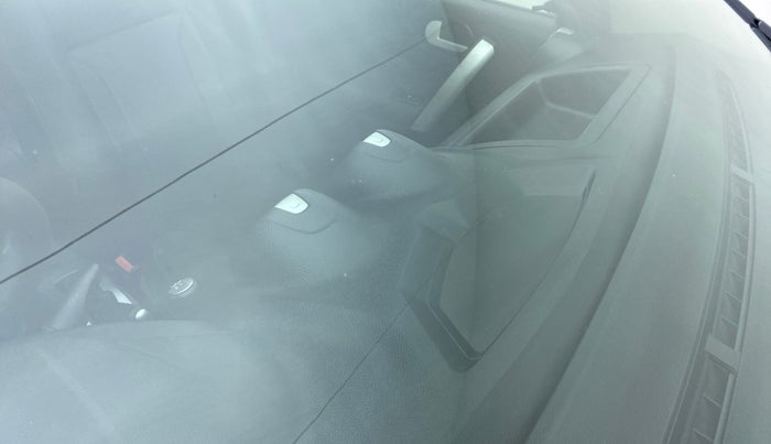 2013 Ford Classic 1.6 CLXI DURATEC, Petrol, Manual, 84,126 km, Front windshield - Minor spot on windshield
