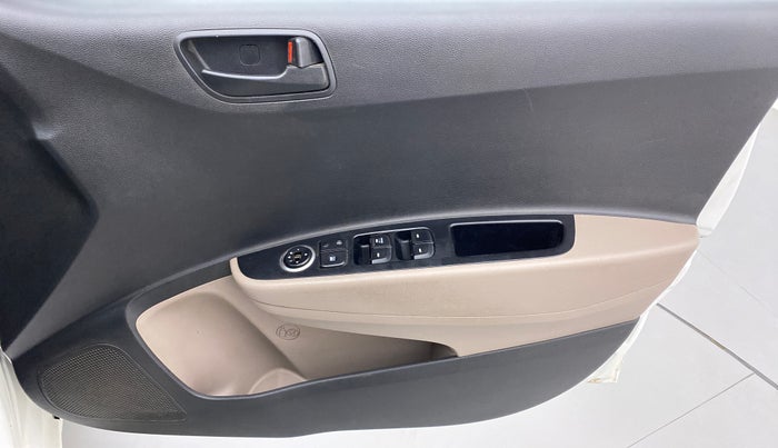 2015 Hyundai Grand i10 MAGNA 1.2 KAPPA VTVT, Petrol, Manual, 58,259 km, Driver Side Door Panels Control