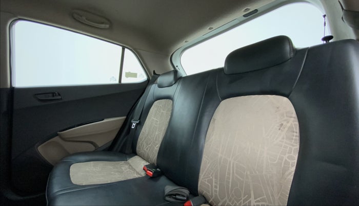 2015 Hyundai Grand i10 MAGNA 1.2 KAPPA VTVT, Petrol, Manual, 58,259 km, Right Side Rear Door Cabin