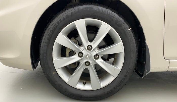 2011 Hyundai Verna FLUIDIC 1.6 SX VTVT, Petrol, Manual, 44,483 km, Left Front Wheel