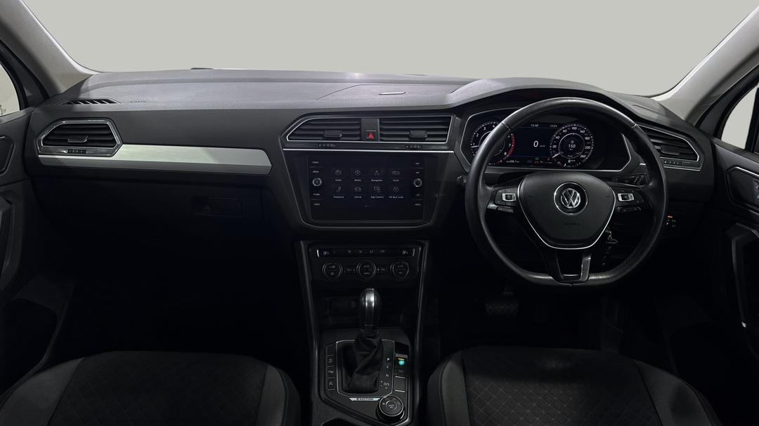 2018 Volkswagen Tiguan 132 Tsi Comfortline, Automatic, 69192 km, Dashboard View