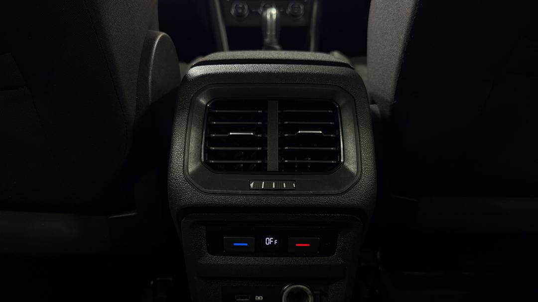 2018 Volkswagen Tiguan 132 Tsi Comfortline, Automatic, 69192 km, Rear A/C Vent