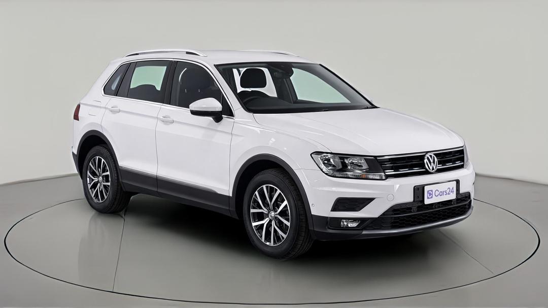 2018 Volkswagen Tiguan 132 Tsi Comfortline, Automatic, 69192 km, Right Front Diagonal (45- Degree) View