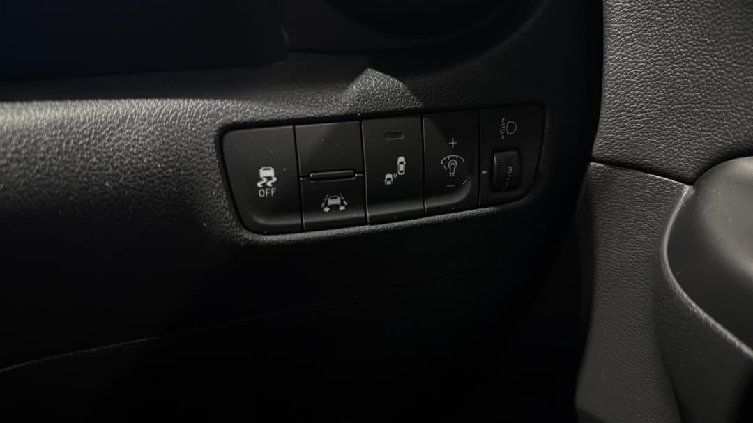 2020 Hyundai Kona Elite (FWD), Automatic, 75959 km, Utility Switches/Buttons