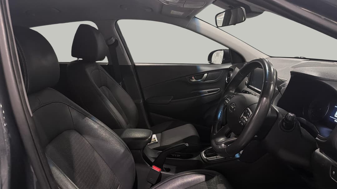 2020 Hyundai Kona Elite (FWD), Automatic, 75959 km, Right Side Front Door Cabin View