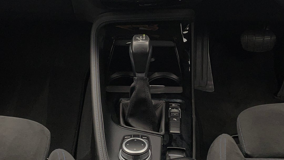 2018 BMW X1 Sdrive 18d, Automatic, 71731 km, Gear Lever 