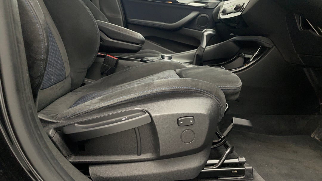 2018 BMW X1 Sdrive 18d, Automatic, 71731 km, Drivers Side Adjustment Panel