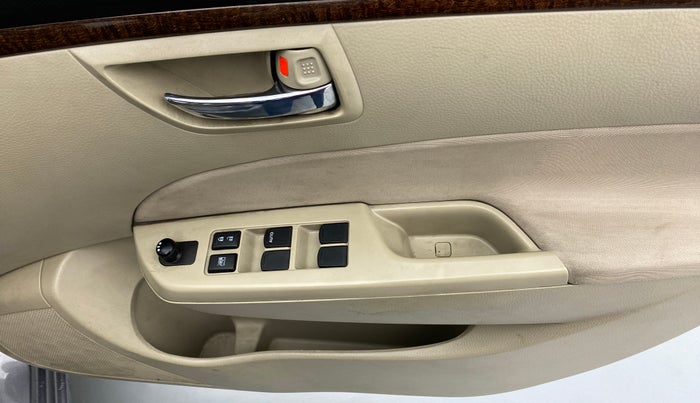 2013 Maruti Swift Dzire VXI 1.2 BS IV, Petrol, Manual, 34,933 km, Driver Side Door Panels Control
