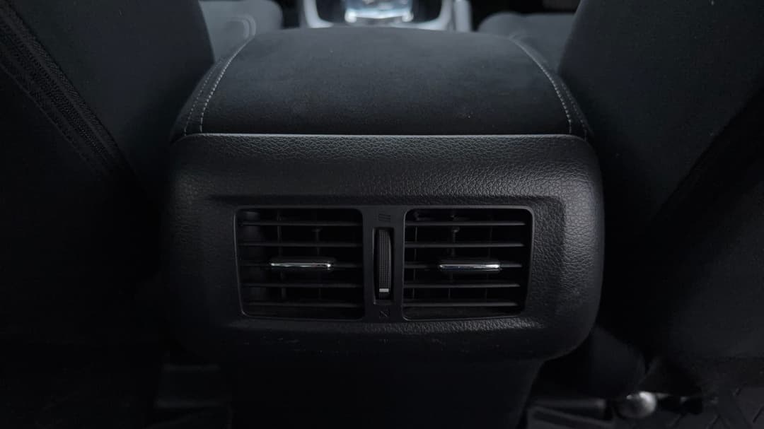 Rear A/C Vent