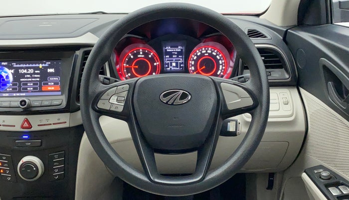 2021 Mahindra XUV300 W6 1.5 DIESEL AMT, Diesel, Automatic, 28,760 km, Steering Wheel Close Up