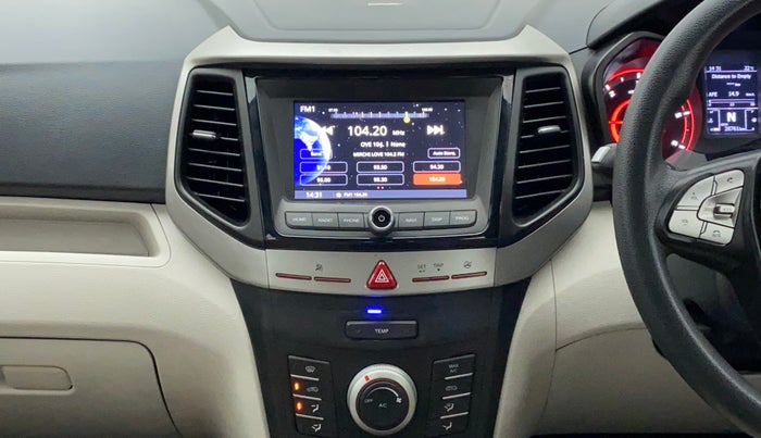 2021 Mahindra XUV300 W6 1.5 DIESEL AMT, Diesel, Automatic, 28,760 km, Air Conditioner