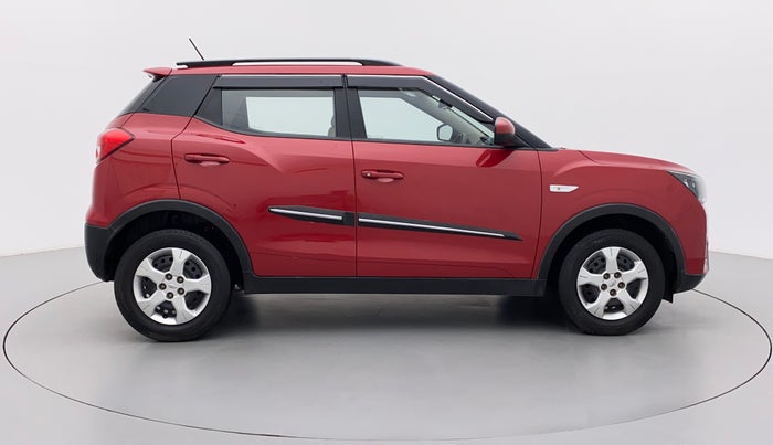 2021 Mahindra XUV300 W6 1.5 DIESEL AMT, Diesel, Automatic, 28,760 km, Right Side View