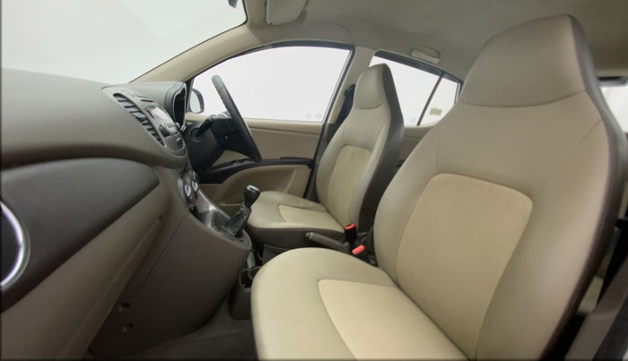 2015 Hyundai i10 SPORTZ 1.1 IRDE2, Petrol, Manual, 29,065 km, Right Side Front Door Cabin