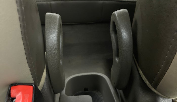 2015 Hyundai i10 SPORTZ 1.1 IRDE2, Petrol, Manual, 29,065 km, Driver Side Adjustment Panel
