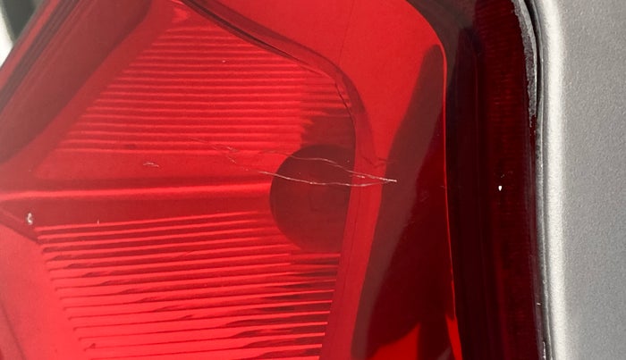 2015 Hyundai i10 SPORTZ 1.1 IRDE2, Petrol, Manual, 29,065 km, Right tail light - Minor scratches