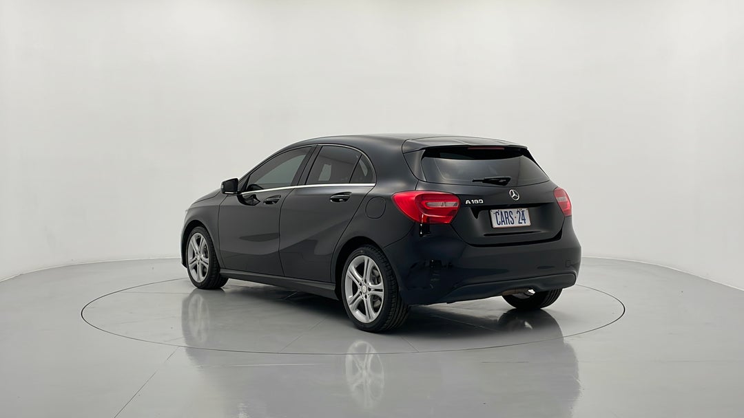 Left Back Diagonal (45- Degree) View