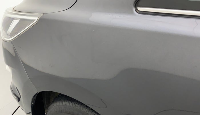 2018 Toyota Innova Crysta 2.4 VX 7 STR, Diesel, Manual, 72,099 km, Left fender - Minor scratches