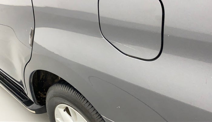 2018 Toyota Innova Crysta 2.4 VX 7 STR, Diesel, Manual, 72,099 km, Left quarter panel - Minor scratches