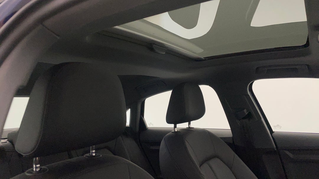 Interior Sunroof/Moonroof