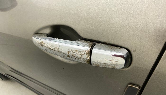 2019 Maruti Swift VXI, Petrol, Manual, 11,380 km, Front passenger door - Chrome on handle has slight discoularation