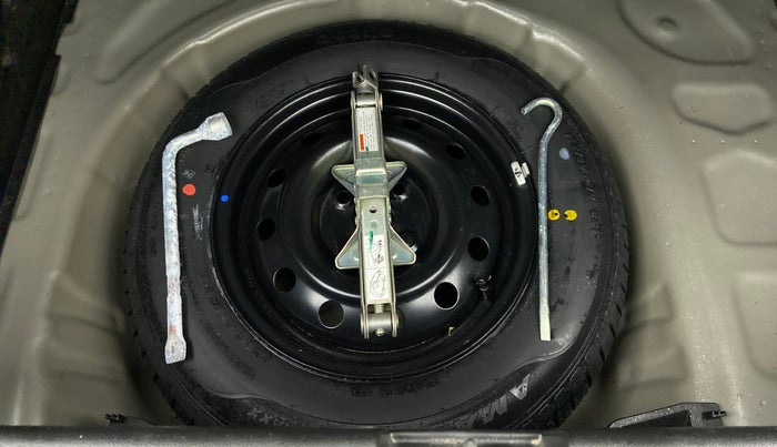 2019 Maruti Swift VXI, Petrol, Manual, 11,380 km, Spare Tyre