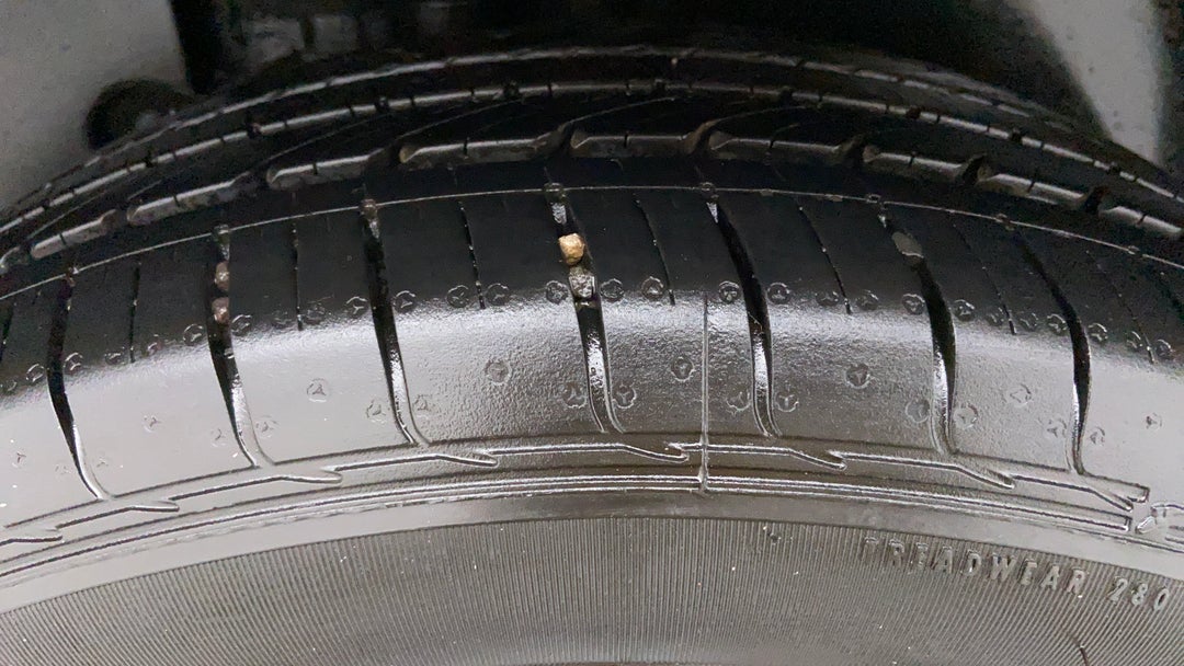 Right Rear Tyre Tread