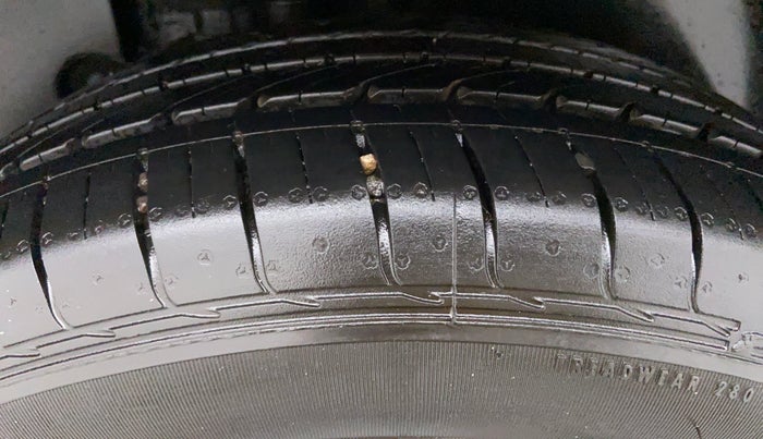 2019 KIA SELTOS GTX+ 1.4 MT, Petrol, Manual, 5,931 km, Right Rear Tyre Tread