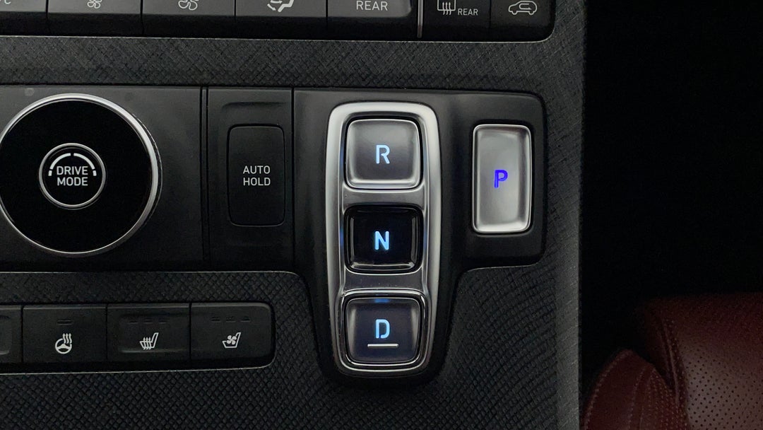 2020 Hyundai Palisade Highlander (7 Seat), Automatic, 52121 km, Gear Lever 