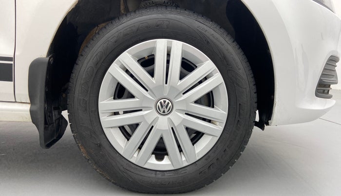 2019 Volkswagen Polo Trendline 1.0 L Petrol, Petrol, Manual, 29,951 km, Right Front Wheel