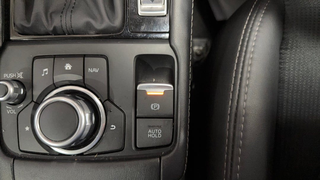 2023 Mazda CX-3 Stouring (fwd), Automatic, 34161 km, Handbrake