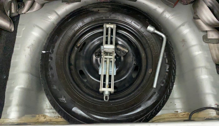 2017 Datsun Redi Go T (O), Petrol, Manual, 30,239 km, Spare Tyre