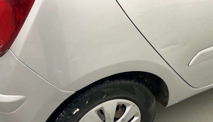 2010 Hyundai i10 SPORTZ (O) 1.2, Petrol, Manual, 66,858 km, Right quarter panel - Minor scratches